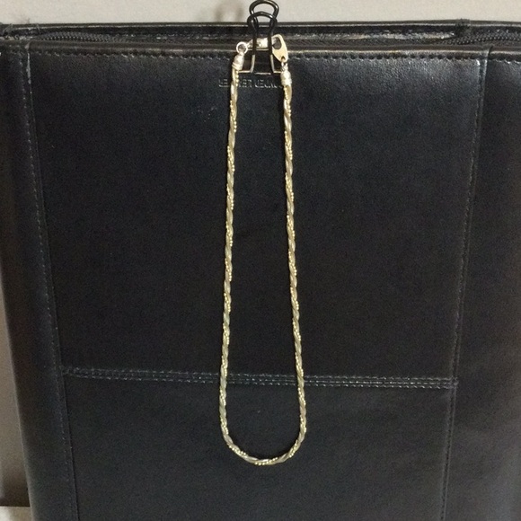 Triple strand twisted gold and silver necklace - Picture 2 of 6